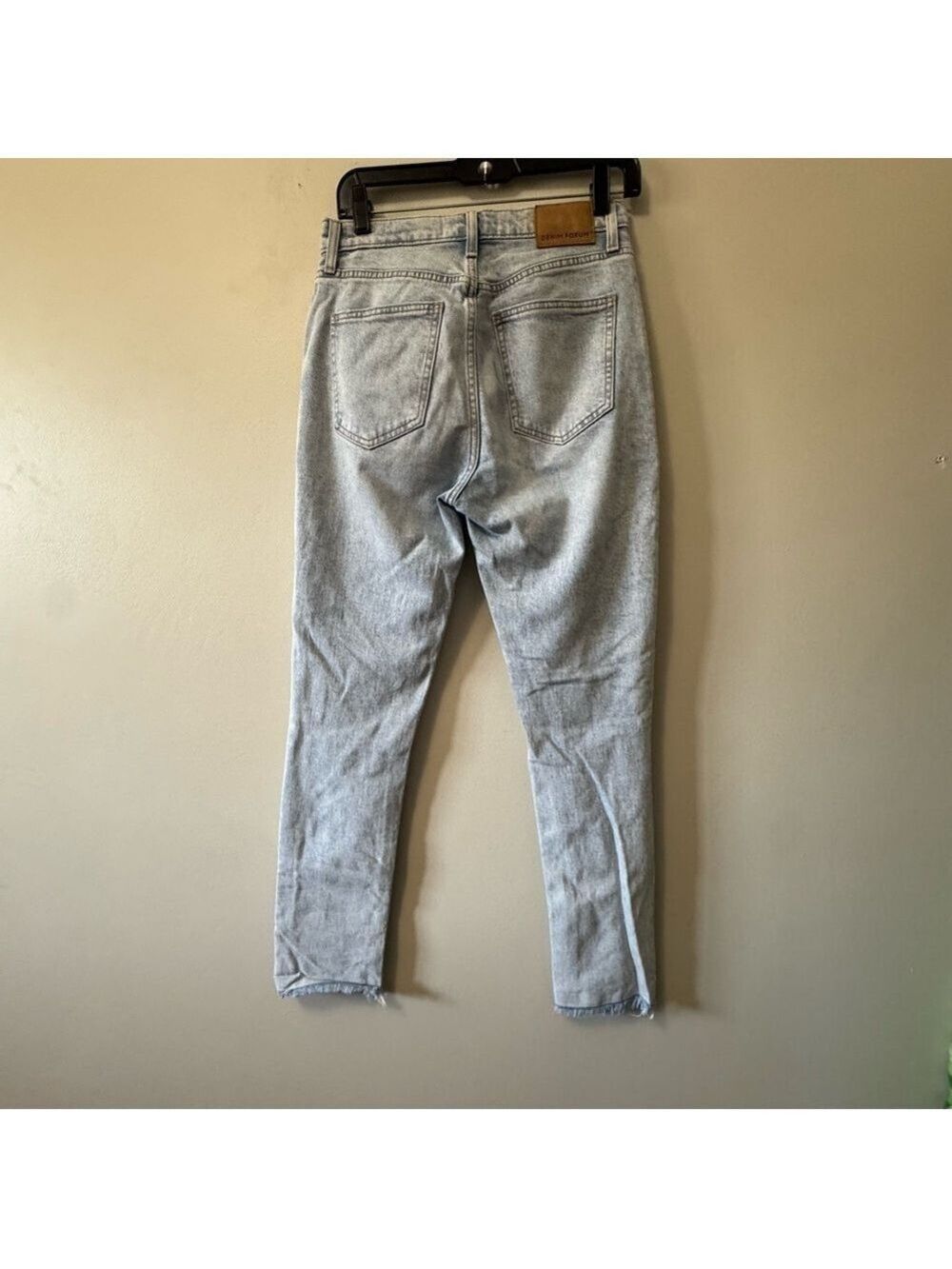 Aritzia Denim Forum The yoko high rise slim ripped jeans SZ 28 - Picture 4 of 13